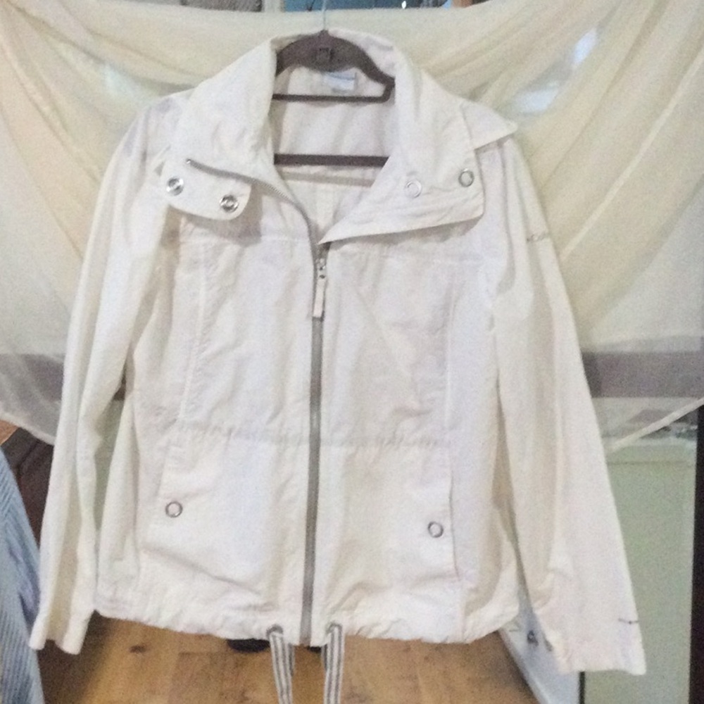 Columbia White Hoodie